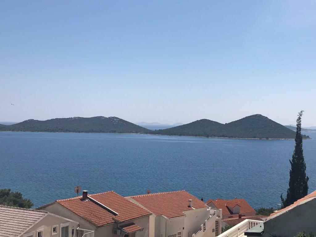 Apartments Fijan Драге Экстерьер фото